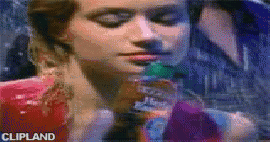 animated gif of Clairol; Herbal Essences(Brand); Shampoo(Product) "Elevator [Urge]"