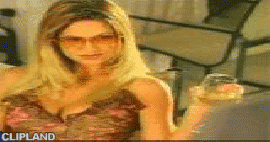 animated gif of Daimler Chrysler; Mercedes-Benz(Brand) "Mogul [False Appearances]" (2001)