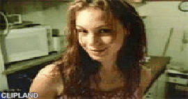 animated gif of Lever FabergÚ; Lynx(Brand); Deodorant(Product) "Ideal Woman"
