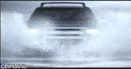 animated gif of Nissan Motor Corp.; Infiniti(Brand); QX4(Product) "Balance"