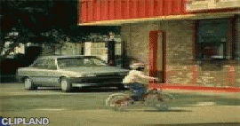 animated gif of Office of National Drug Control Policy; Partnership for a Drug-Free America(Brand); freevibe.com(Product) "Drivethru [Anti-Marijuana Campaign]" (10/7)