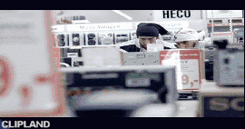 animated gif of Media Markt "Schiggedim (Laßt Euch Nicht Verarschen)" (2004)