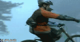 animated gif of Citibank(Advertiser); Citi(Brand); Rewards(Product) "Mountain Biking" (2007)