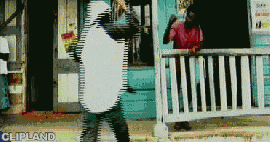 animated gif of Beenieman feat. Wyclef "Love Me Now" (2000)