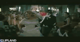 animated gif of Kelly Clarkson "Behind These Hazel Eyes" (2005)