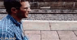 animated gif of Alan
