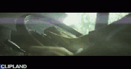 animated gif of U.N.K.L.E. feat. Thom Yorke "Rabbit In Your Headlights" (1998)