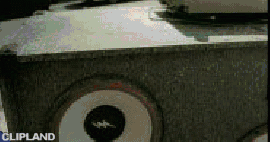 animated gif of DJ Tomekk vs. Grandmaster Flash feat. Afrob, Flavor Flav, MC Rene, Specter "1, 2, 3... Rhymes Galore" (1999)
