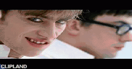animated gif of Blur "The Universal (version 1)" (1995)